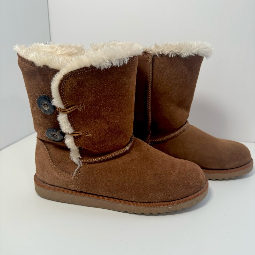 Suede winter boots with faux fur lining , size 7